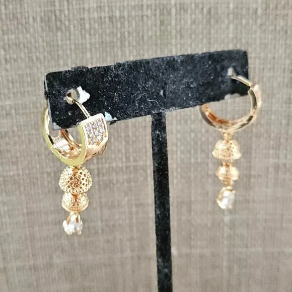 Earrings Fashion Ear Jewelry Drop Down Rose Gold Tone Jhumki style Earrings - Picture 2 of 10